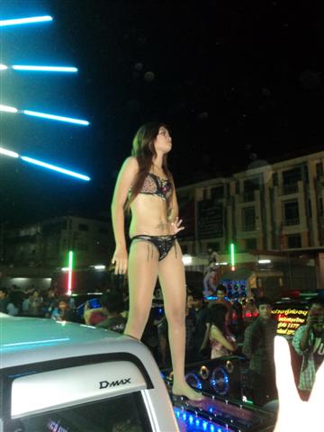 ชื่อ:  DSC02123 (Small).JPG
ครั้ง: 221
ขนาด:  31.5 กิโลไบต์