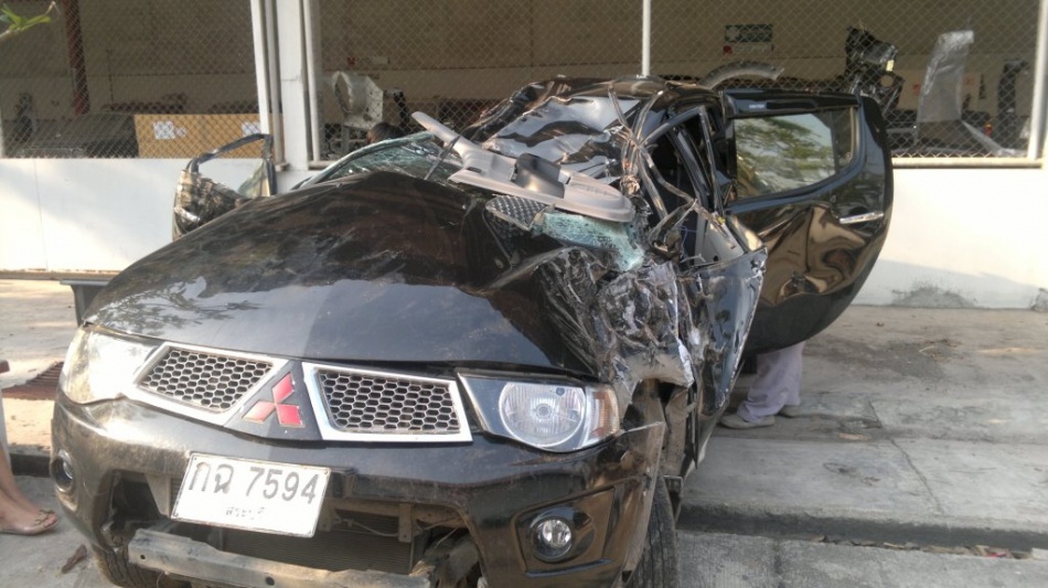 ชื่อ:  22022012455.jpg
ครั้ง: 5080
ขนาด:  181.1 กิโลไบต์