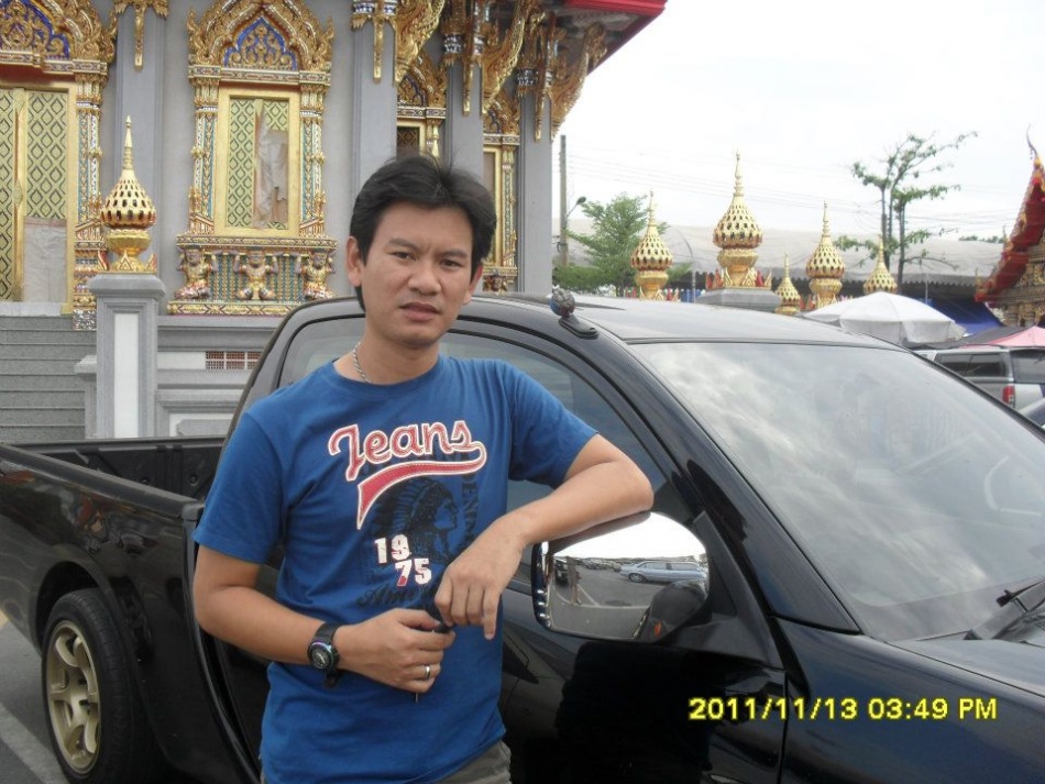 ชื่อ:  ว่าที่จ้าวบ่า&#362.jpg
ครั้ง: 828
ขนาด:  228.3 กิโลไบต์