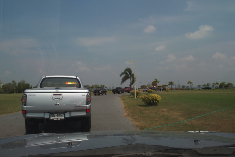ชื่อ:  P3033127-1.jpg
ครั้ง: 162
ขนาด:  94.8 กิโลไบต์