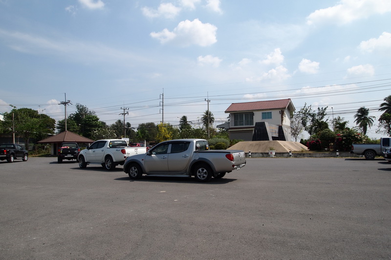 ชื่อ:  P3033176-1.jpg
ครั้ง: 159
ขนาด:  149.7 กิโลไบต์