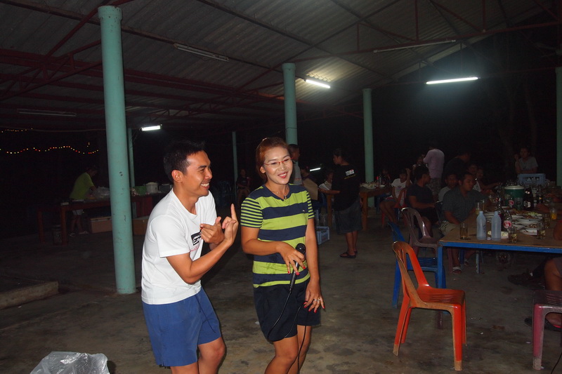 ชื่อ:  P3033321-1.jpg
ครั้ง: 165
ขนาด:  143.3 กิโลไบต์