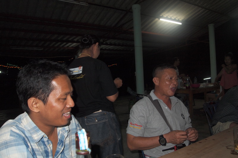 ชื่อ:  P3033323-1.jpg
ครั้ง: 154
ขนาด:  136.1 กิโลไบต์