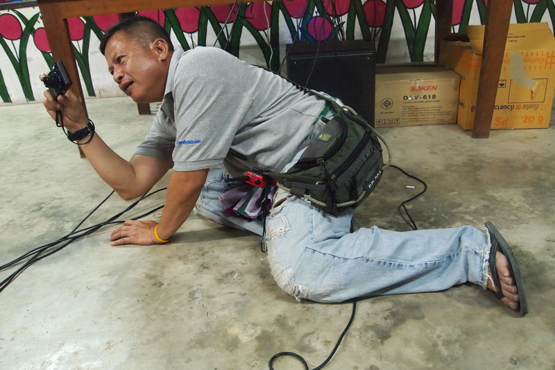 ชื่อ:  P3033358-1.jpg
ครั้ง: 158
ขนาด:  188.9 กิโลไบต์