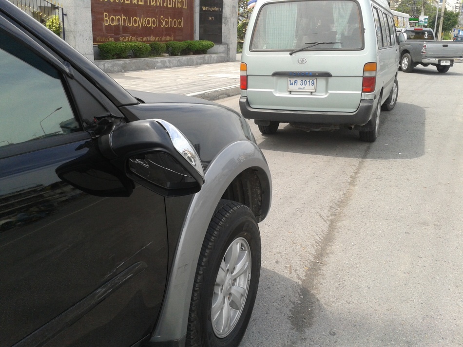 ชื่อ:  2012-04-06 10.42.14.jpg
ครั้ง: 249
ขนาด:  247.6 กิโลไบต์