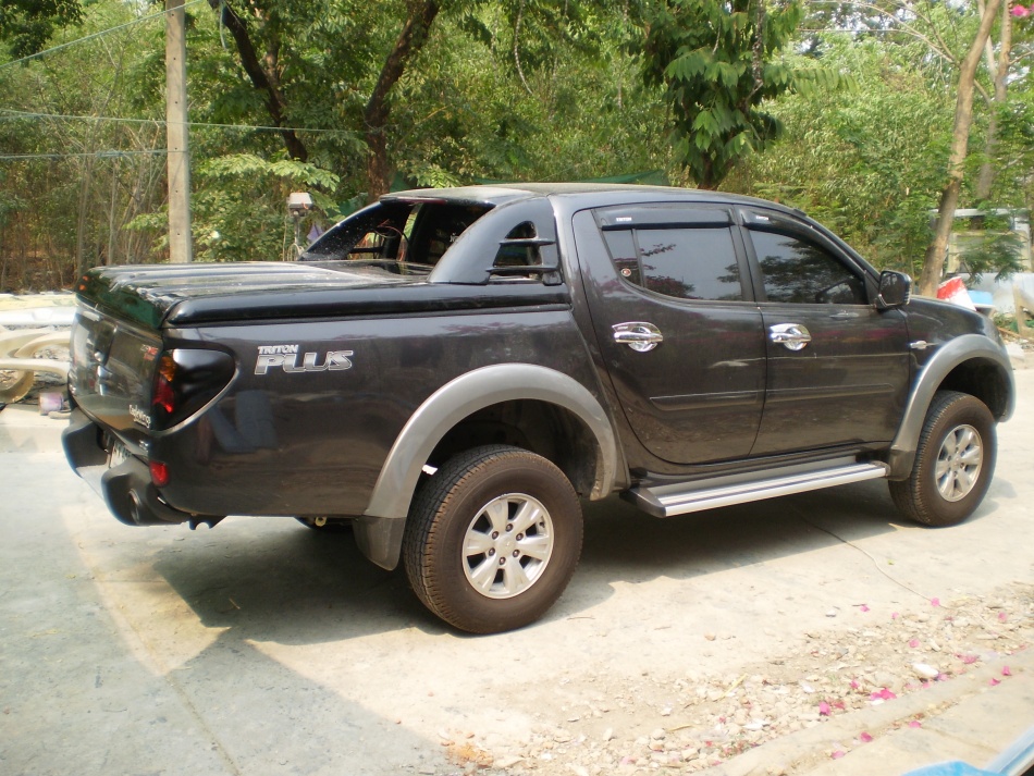 ชื่อ:  P3270081.jpg
ครั้ง: 2543
ขนาด:  299.5 กิโลไบต์