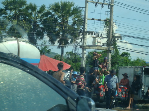 ชื่อ:  DSC03826_resize.JPG
ครั้ง: 805
ขนาด:  105.2 กิโลไบต์