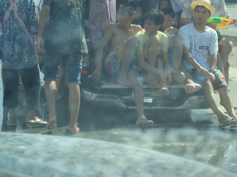 ชื่อ:  DSC03818_resize.JPG
ครั้ง: 932
ขนาด:  75.8 กิโลไบต์