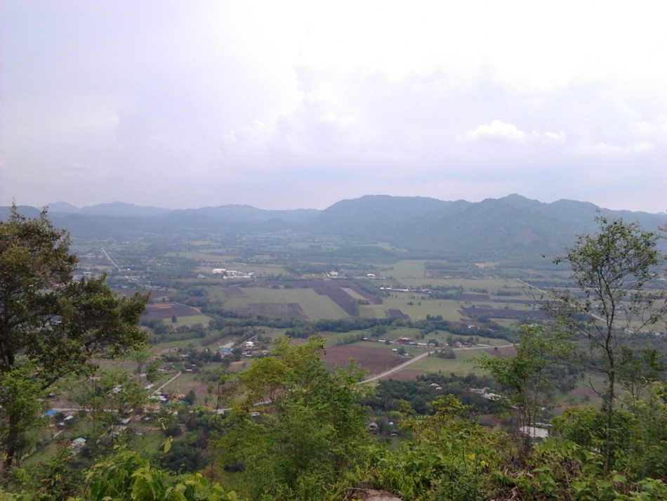 ชื่อ:  2012-04-14 14.07.28.jpg
ครั้ง: 533
ขนาด:  211.4 กิโลไบต์