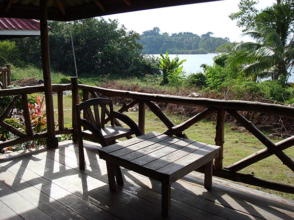 ชื่อ:  baan-bon-nern-terrace.jpg
ครั้ง: 289
ขนาด:  116.5 กิโลไบต์