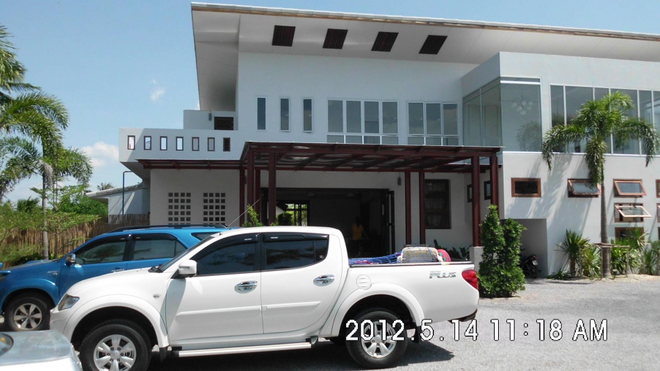 ชื่อ:  HPIM0383.jpg
ครั้ง: 693
ขนาด:  180.1 กิโลไบต์