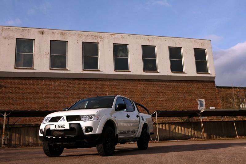 ชื่อ:  Mitsubishi-L200-Barbarian-Black-10_800.jpg
ครั้ง: 2928
ขนาด:  59.3 กิโลไบต์