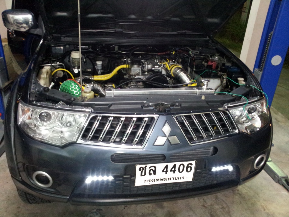 ชื่อ:  2012-05-30 20.54.50.jpg
ครั้ง: 4151
ขนาด:  249.7 กิโลไบต์