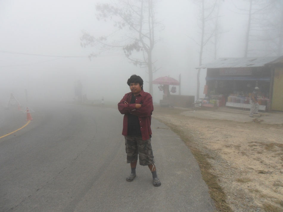 ชื่อ:  SAM_0642.jpg
ครั้ง: 773
ขนาด:  142.7 กิโลไบต์