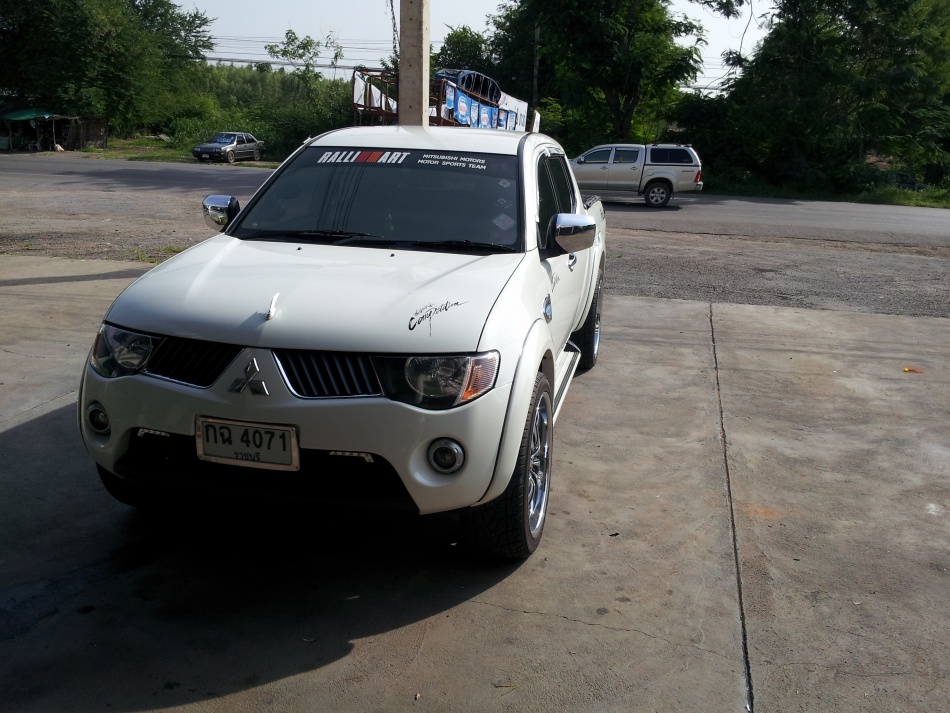 ชื่อ:  2012-05-23 08.34.26.jpg
ครั้ง: 1243
ขนาด:  252.7 กิโลไบต์