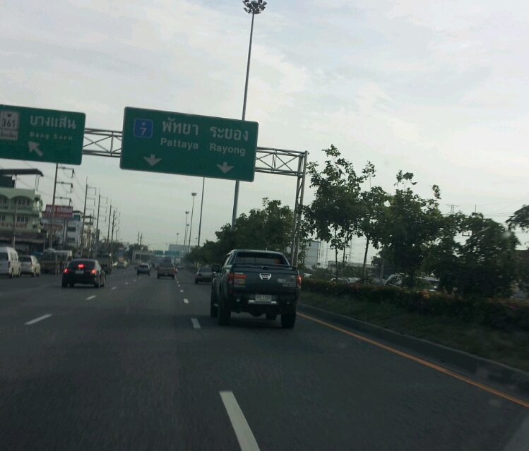 ชื่อ:  2012-06-02 18.54.45.jpg
ครั้ง: 632
ขนาด:  311.5 กิโลไบต์