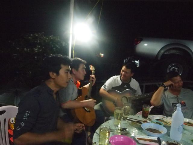 ชื่อ:  P6101820 (Small).JPG
ครั้ง: 448
ขนาด:  38.6 กิโลไบต์