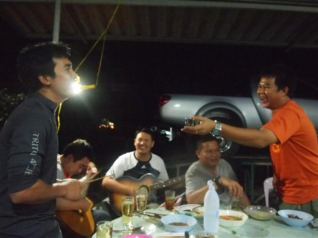 ชื่อ:  P6101827 (Small).JPG
ครั้ง: 409
ขนาด:  42.0 กิโลไบต์