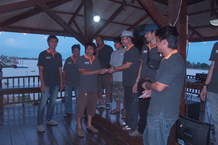 ชื่อ:  P6165152-1.jpg
ครั้ง: 580
ขนาด:  107.3 กิโลไบต์