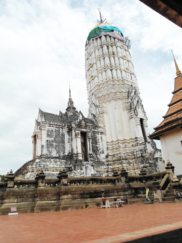 ชื่อ:  DSC02503.JPG
ครั้ง: 432
ขนาด:  329.4 กิโลไบต์