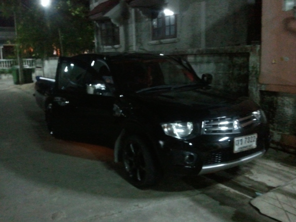 ชื่อ:  2012-06-22 20.46.13.jpg
ครั้ง: 537
ขนาด:  167.9 กิโลไบต์