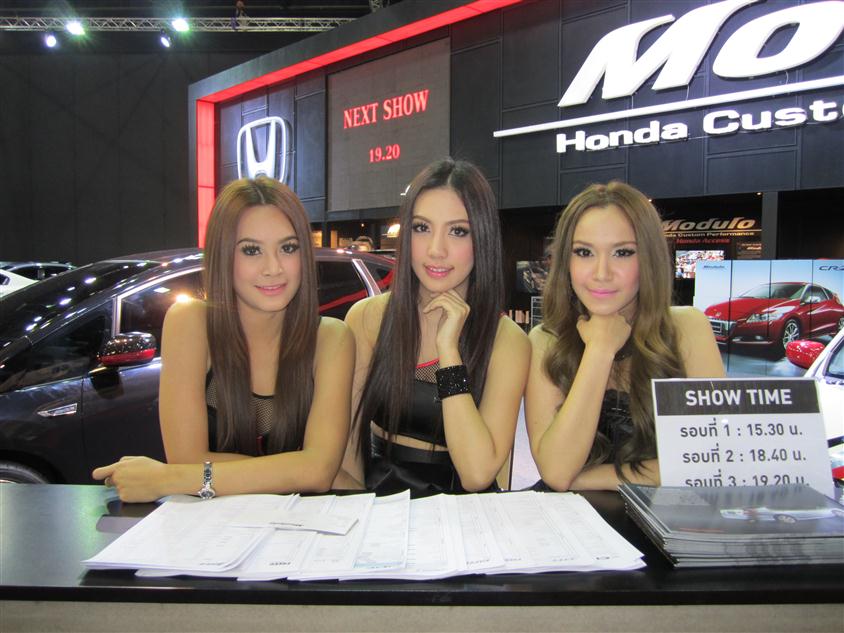 ชื่อ:  IMG_3180.JPG
ครั้ง: 255
ขนาด:  89.7 กิโลไบต์