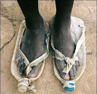 ชื่อ:  shoe.jpg
ครั้ง: 556
ขนาด:  21.9 กิโลไบต์