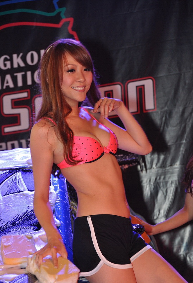ชื่อ:  saloncarwas_33.jpg
ครั้ง: 339
ขนาด:  236.5 กิโลไบต์