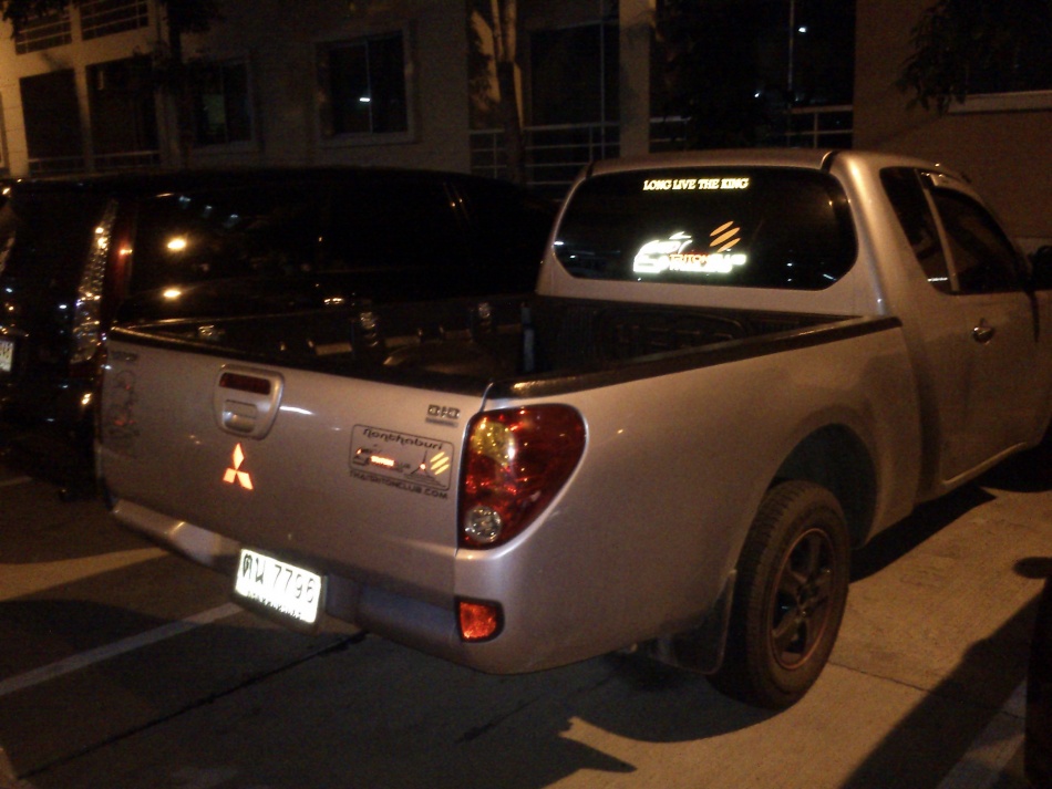 ชื่อ:  DSC_0542.jpg
ครั้ง: 943
ขนาด:  180.3 กิโลไบต์