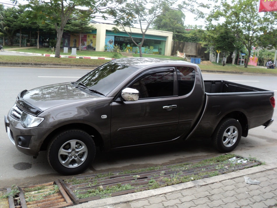 ชื่อ:  DSC02411.jpg
ครั้ง: 1369
ขนาด:  286.0 กิโลไบต์