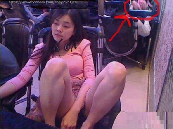 ชื่อ:  fun016.jpg
ครั้ง: 691
ขนาด:  39.3 กิโลไบต์