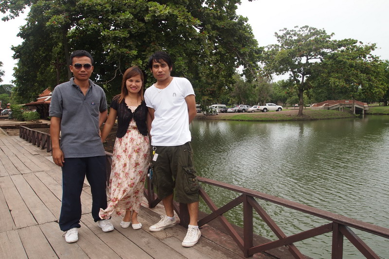 ชื่อ:  P7185318-1.jpg
ครั้ง: 260
ขนาด:  195.5 กิโลไบต์