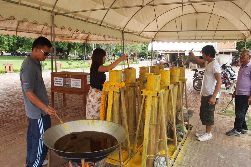 ชื่อ:  P7185321-1.jpg
ครั้ง: 252
ขนาด:  184.6 กิโลไบต์