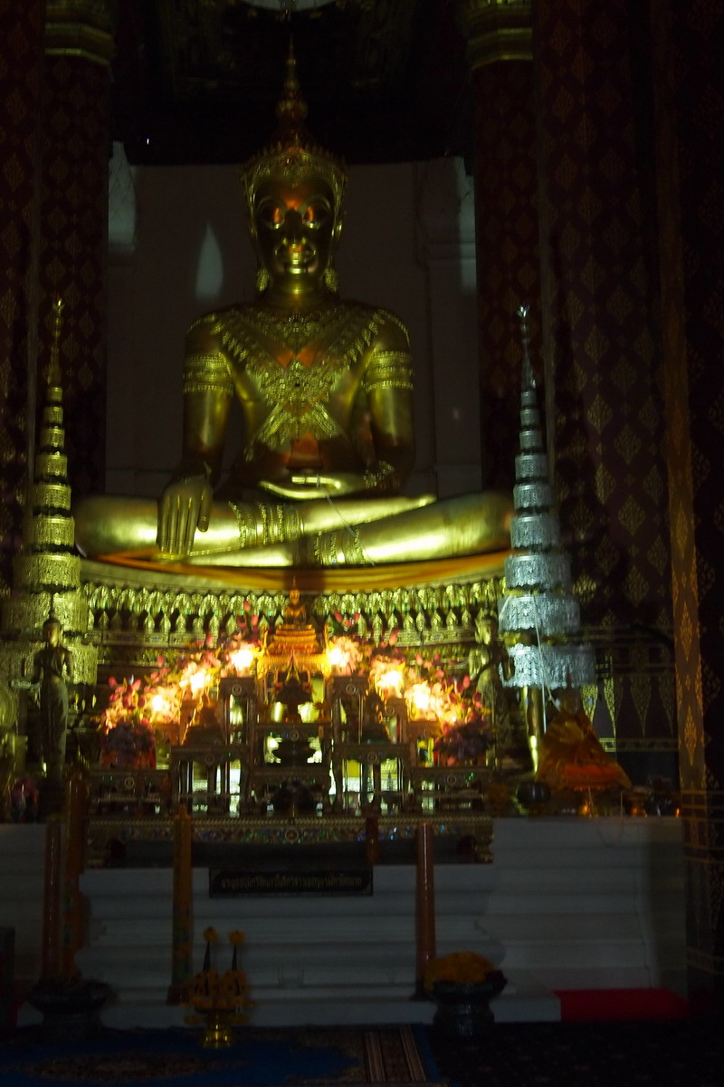 ชื่อ:  P7185327-1.jpg
ครั้ง: 306
ขนาด:  221.9 กิโลไบต์