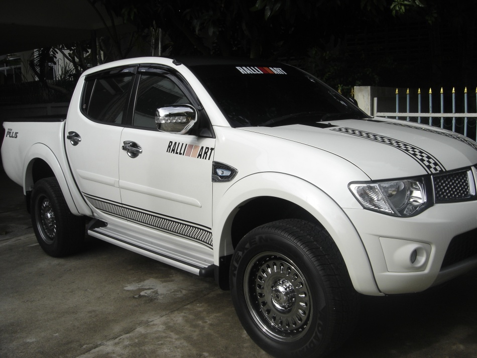 ชื่อ:  DSC03456.jpg
ครั้ง: 690
ขนาด:  191.9 กิโลไบต์