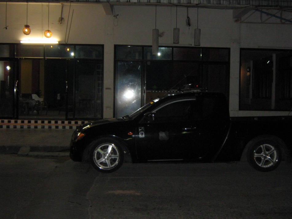 ชื่อ:  IMG_4583.jpg
ครั้ง: 793
ขนาด:  188.4 กิโลไบต์