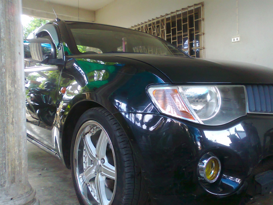 ชื่อ:  2010-20110930.jpg
ครั้ง: 637
ขนาด:  253.3 กิโลไบต์