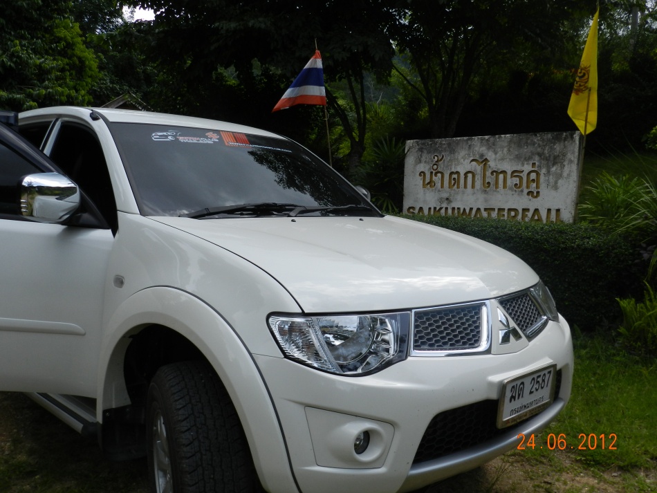 ชื่อ:  DSCN5580.jpg
ครั้ง: 1716
ขนาด:  219.1 กิโลไบต์