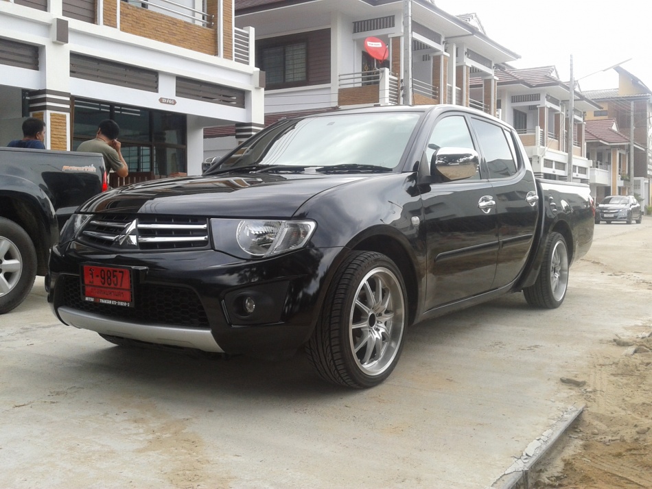 ชื่อ:  2012-08-18 16.34.27.jpg
ครั้ง: 2153
ขนาด:  238.4 กิโลไบต์