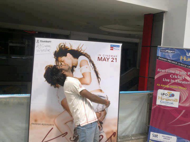 ชื่อ:  kiss3.jpg
ครั้ง: 510
ขนาด:  47.7 กิโลไบต์