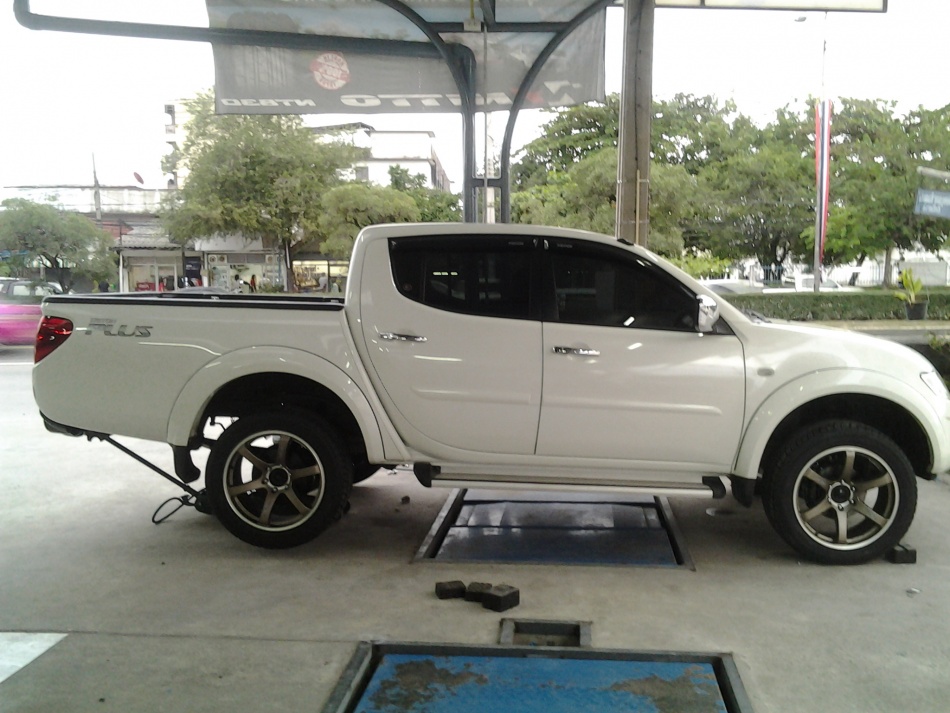 ชื่อ:  20120825_180218.jpg
ครั้ง: 852
ขนาด:  214.0 กิโลไบต์