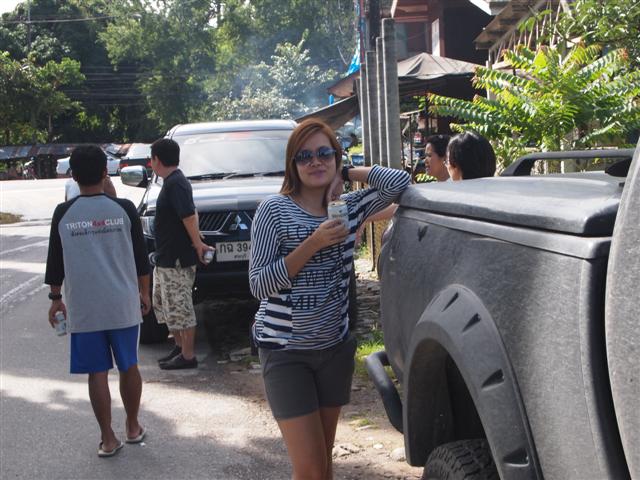 ชื่อ:  P9022343 (Small).JPG
ครั้ง: 230
ขนาด:  72.1 กิโลไบต์