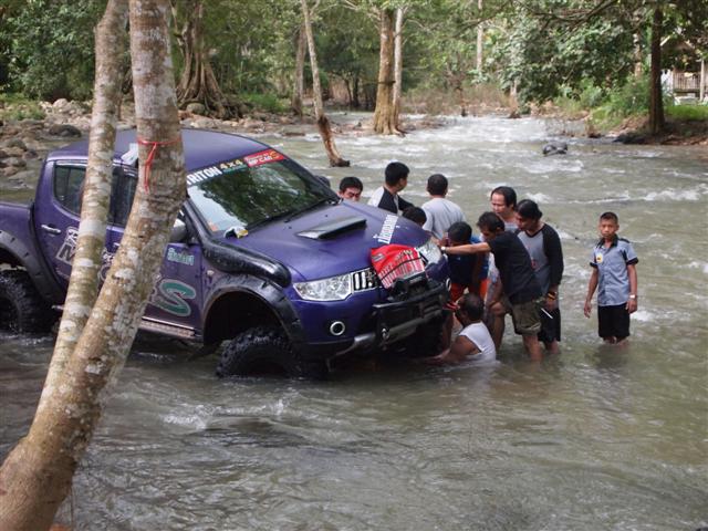 ชื่อ:  P9022448 (Small).JPG
ครั้ง: 318
ขนาด:  73.1 กิโลไบต์