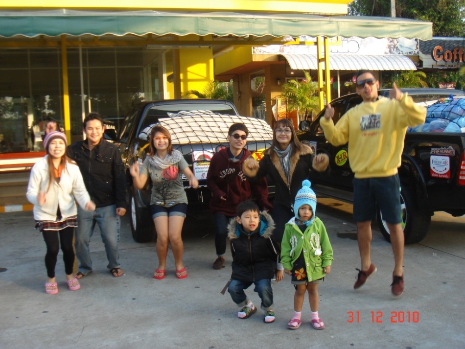 ชื่อ:  DSC06374.jpg
ครั้ง: 377
ขนาด:  239.1 กิโลไบต์