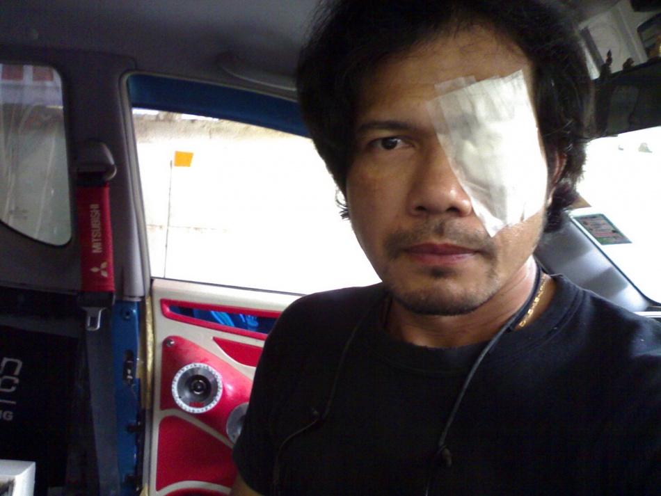 ชื่อ:  120920121372.jpg
ครั้ง: 855
ขนาด:  179.2 กิโลไบต์