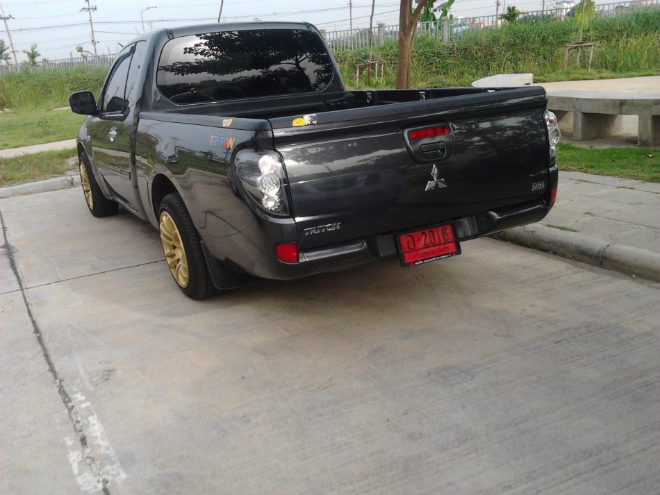 ชื่อ:  2012-06-15 07.37.00.jpg
ครั้ง: 1506
ขนาด:  227.7 กิโลไบต์