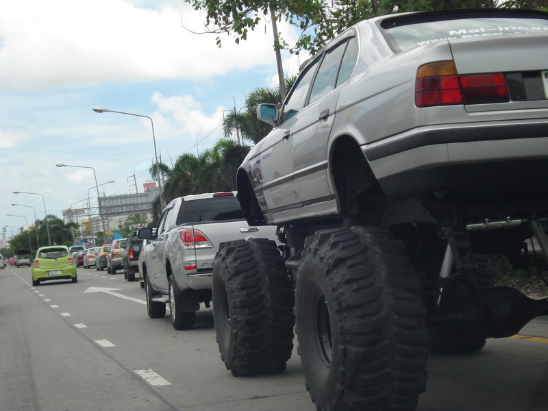 ชื่อ:  ตีนใหญ่.jpg
ครั้ง: 2473
ขนาด:  143.8 กิโลไบต์