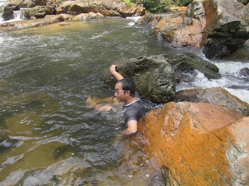 ชื่อ:  IMG_3651.JPG
ครั้ง: 255
ขนาด:  133.6 กิโลไบต์