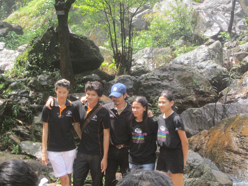 ชื่อ:  IMG_3649.JPG
ครั้ง: 226
ขนาด:  121.9 กิโลไบต์