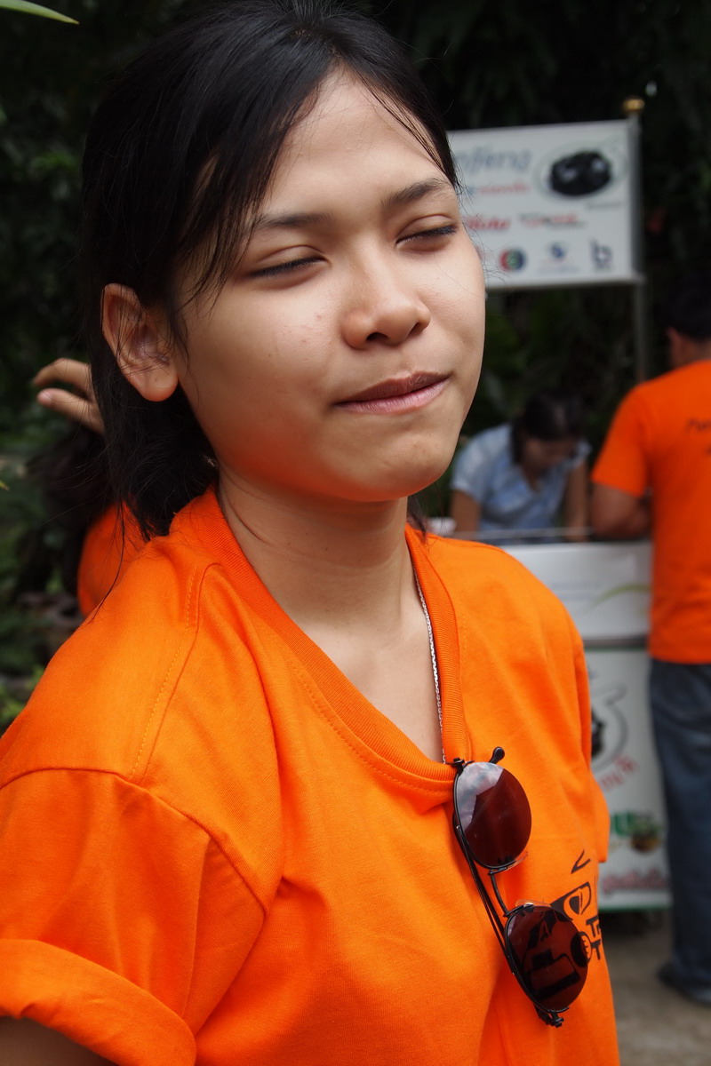ชื่อ:  P9290258-1.jpg
ครั้ง: 427
ขนาด:  206.1 กิโลไบต์